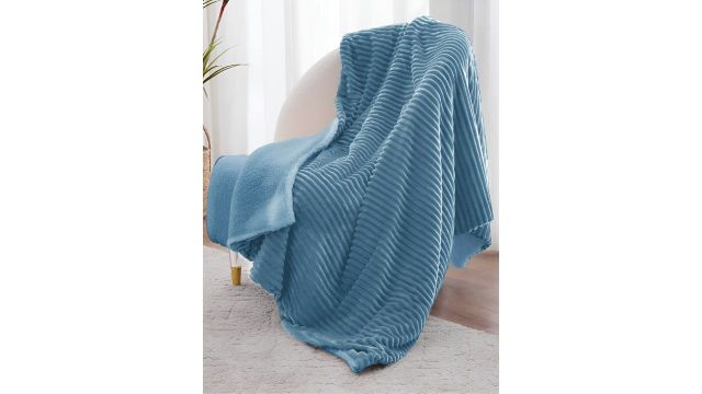 bsb home Blue & Blue Mild Winter 500 GSM Single Bed Blanket