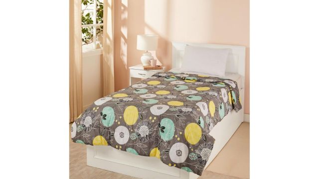 Amazon Brand - Solimo Microfiber Single Bed Blanket