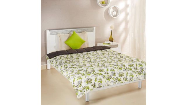 Amazon Brand - Solimo Microfibre Printed Comforter
