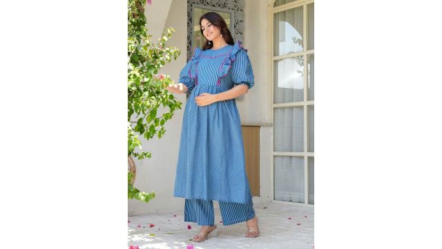 Aujjessa Indigo Cotton Printed Maternity Feeding Flared Kurta