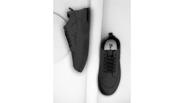 BIRDE Men Solid Lace-Ups Round Toe Sneakers