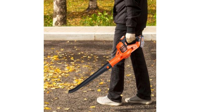 BLACK+DECKER 18V Lithium-ion Cordless Leaf Blower
