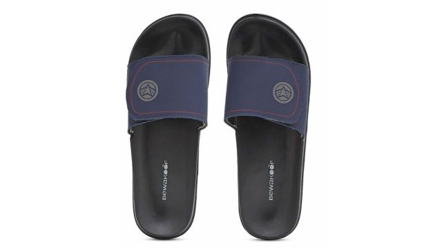 Bewakoof Men Official Marvel Merchandise Captain America Sliders