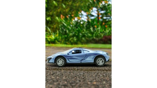 CHANAK 1:24 Scale Racer Diecast Metal Pullback Car