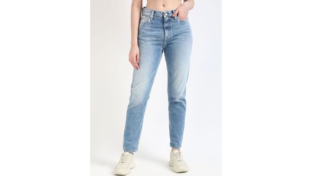Calvin Klein Jeans Women Clean Look Heavy Fade Jeans