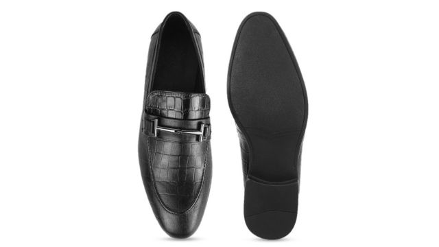 DAVINCHI Men Black Textured Leather Loafers