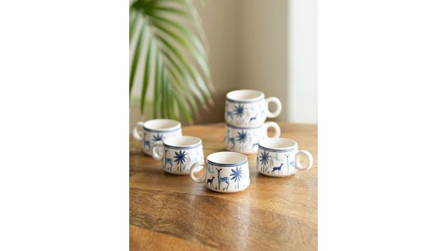 ExclusiveLane White Animal Print Ceramic Handmade 6 Piece Cups