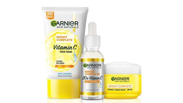 Garnier Bright Complete Vitamin C Brightening Regime Kit
