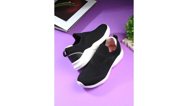 HRX by Hrithik Roshan Women Mesh Walking Shoes