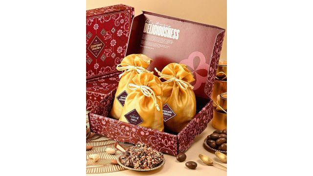 Hyperfoods® Diwali Gifts for Family and Friends Dry Fruit Gift Box