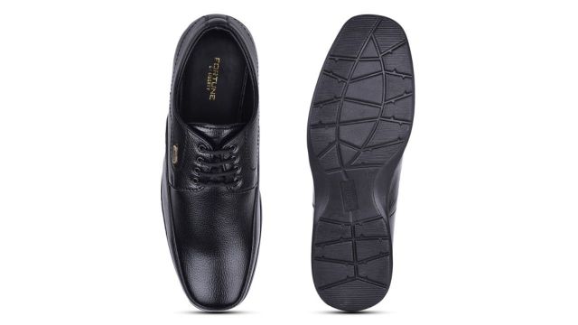 LIBERTY HOL 131E Men Solid Formal Derby Shoes (Black, PU + PVC sole)