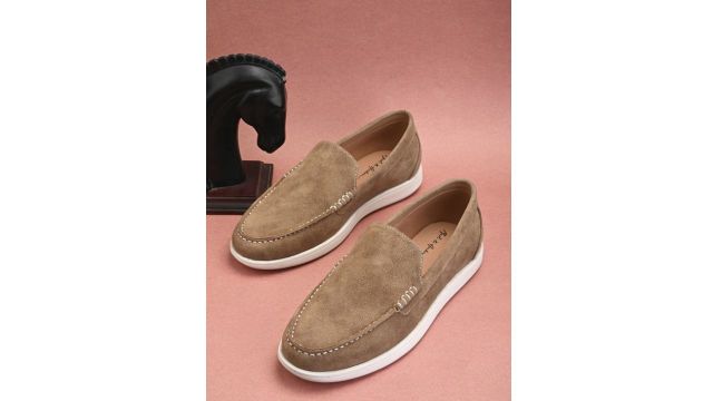 Mast & Harbour Men Round Toe Memory Foam Suede Loafers (Beige, Suede)