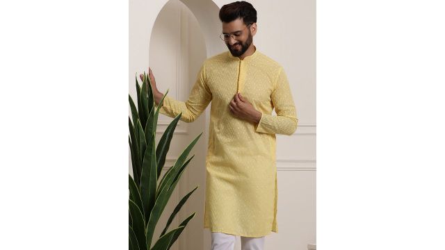 Anug by SOJANYA Men Yellow Embroidered Thread Work Mandarin Collar Kurta