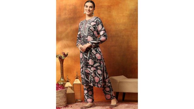 Nayam By Lakshita Women Floral Printed Kurta with Trousers