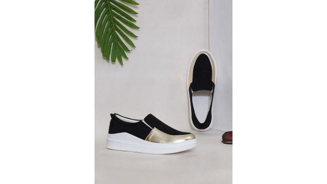 PLANET WALK Women Colourblocked Round Toe Slip-On Sneakers