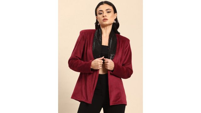 Qurvii Front Open Velvet Party Blazer with Sequined Detail (Maroon/Black, shawl collar)