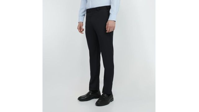 Raymond Men Slim Fit Solid Pattern Poly Viscose Elastane Blend Flat Front Formal Trouser