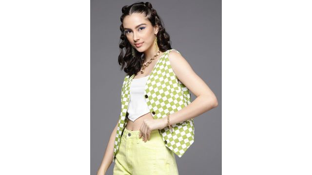 SASSAFRAS Women Green & Off-White Checkered Waistcoat