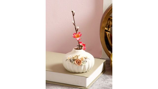 TAYHAA White & Peach Floral Textured Ceramic Flower Vase