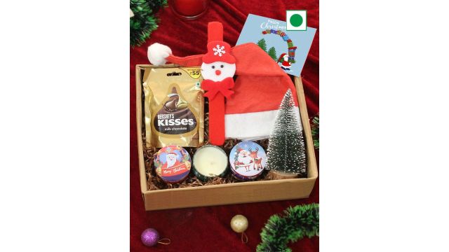 TIED RIBBONS Set of 6 Christmas Candles with Chocolates, Mini Tree & Cap Wrist Band