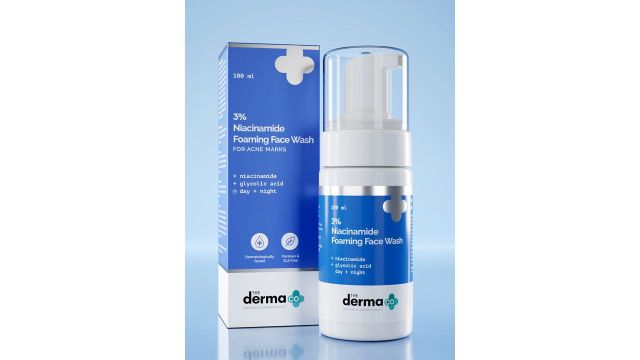 The Derma co. 3% Niacinamide Foaming Face Wash