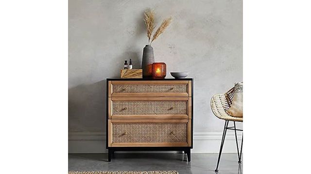 Wooden Chest of Drawer for Bedroom