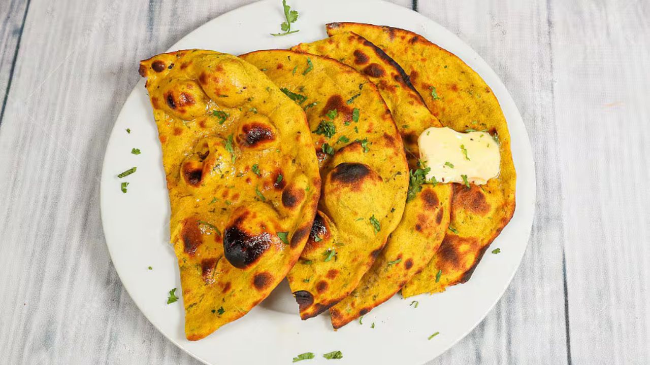 Missi Roti on the Plate: Three Curries T...