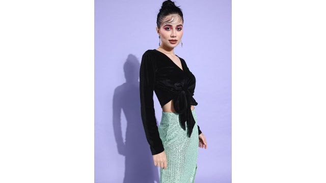ANVI Be Yourself Black Velvet Wrap Crop Top