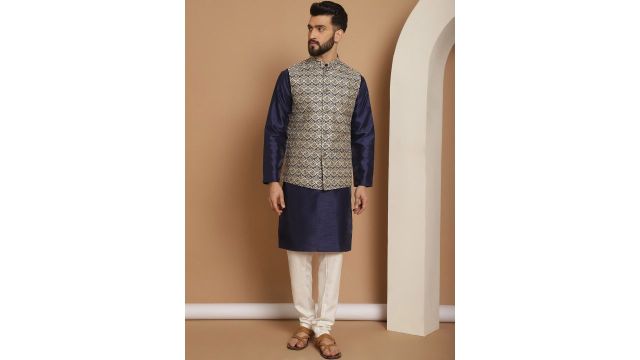 KISAH Men Regular Pure Cotton Kurta with Churidar