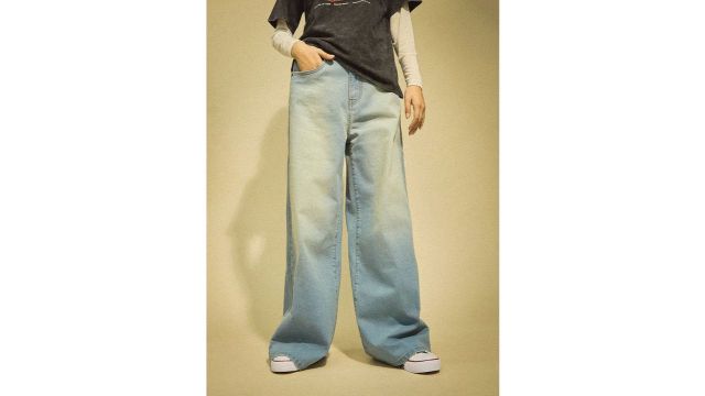 Flying Machine Women High Rise Ultra Wide Leg Stretchable Baggy Fit Jeans