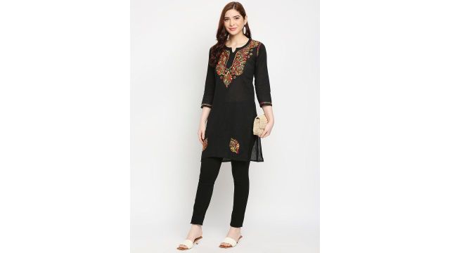 Indiankala4u chikankari kurti