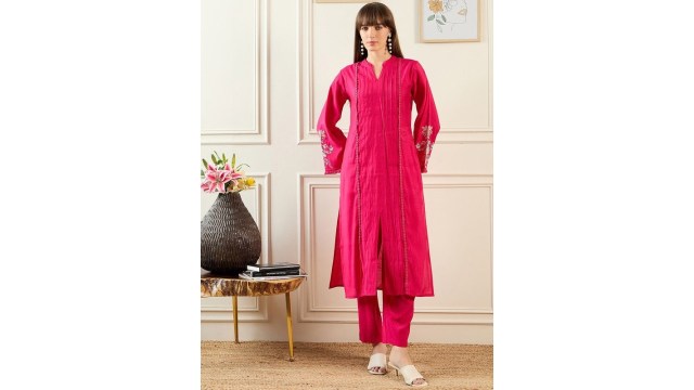 Indo EraWomen Magenta Kurta Sets