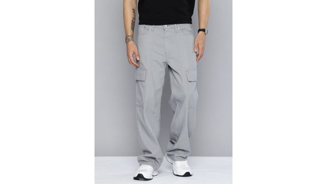 Levis Men Baggy Pure Cotton Cargo Style Jeans