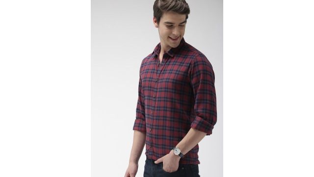 Mast & Harbour Men Burgundy & Navy Blue Checked Casual Sustainable Shirt