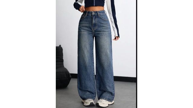 Nifty Women High-Rise Light Fade Jeans