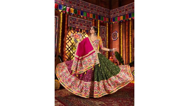 ODETTE floral lehenga