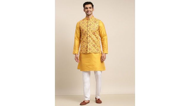 SOJANYA Men Mustard Yellow Kurta