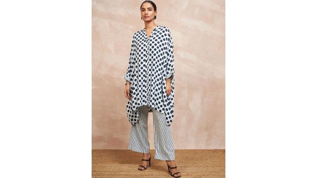 STADO Polka Dots Printed V-Neck Organic Cotton Straight Kurta With Trouser