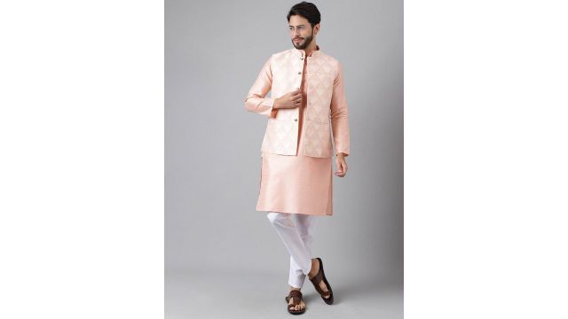 Sangria Mandarin Collar Jacquard Kurta