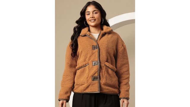 Sztori Plus Size Spread Collar Sherpa Jacket