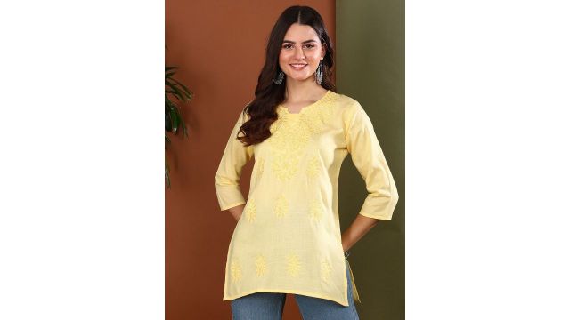 TOP N THREAD chikankari kurti