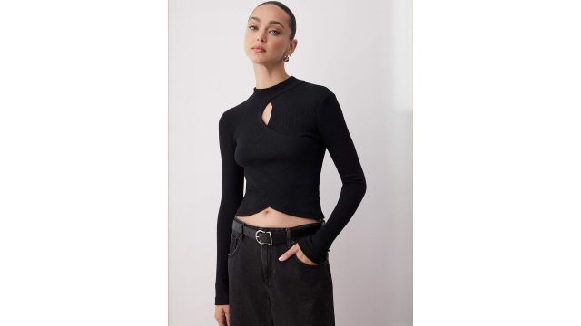 Trendyol Women Ribbed High Neck Fitted Crop Top