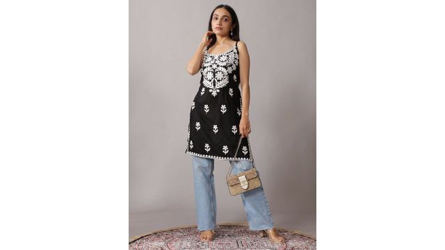 colorkosh chikankari kurti