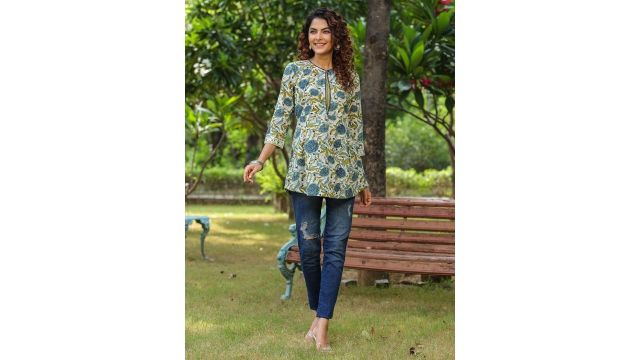ethnic motifs printed pure cotton kurti