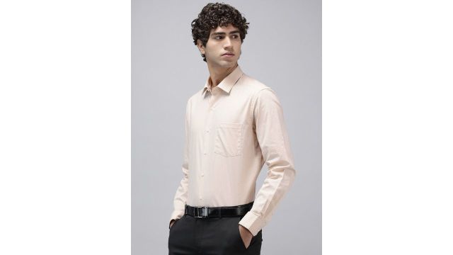 Arrow Pure Cotton Self-Design Geometric Manhattan Slim Fit Formal Shirt