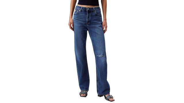 Calvin Klein Straight Fit Mid Rise Jeans