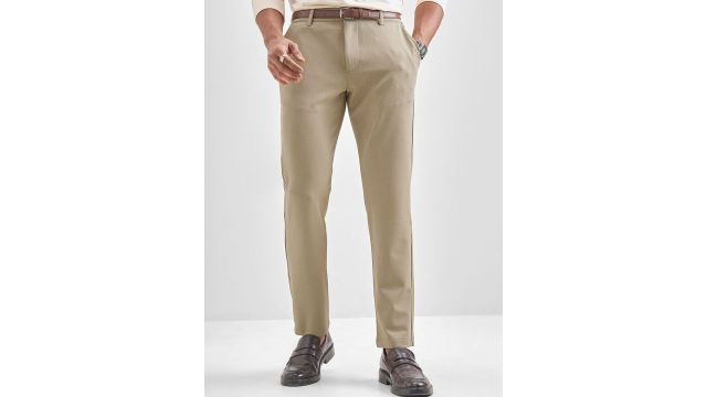 HIGHLANDER Men Slim Fit Chinos Trousers (Beige)