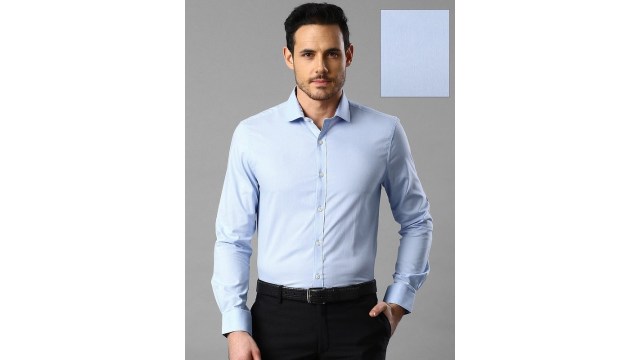 INVICTUSBlue Slim Fit Formal Shirt