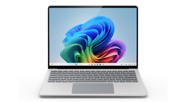 Microsoft New Surface Laptop (7th Edition)
