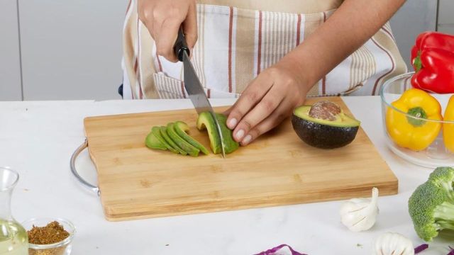 Top Bamboo Cutting Boards to explore